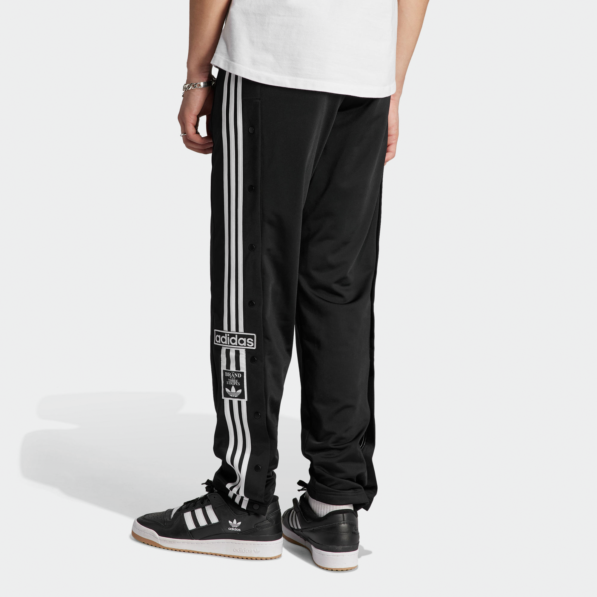 Sizing adidas Originals 經典復古款 Adicolor Adibreak 黑色運動長褲 IN8075