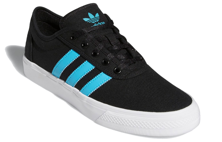 Lookbook adidas 经典款 Adiease 黑蓝