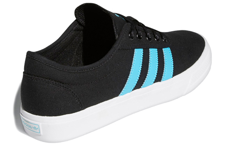 Shop adidas 经典款 Adiease 黑蓝