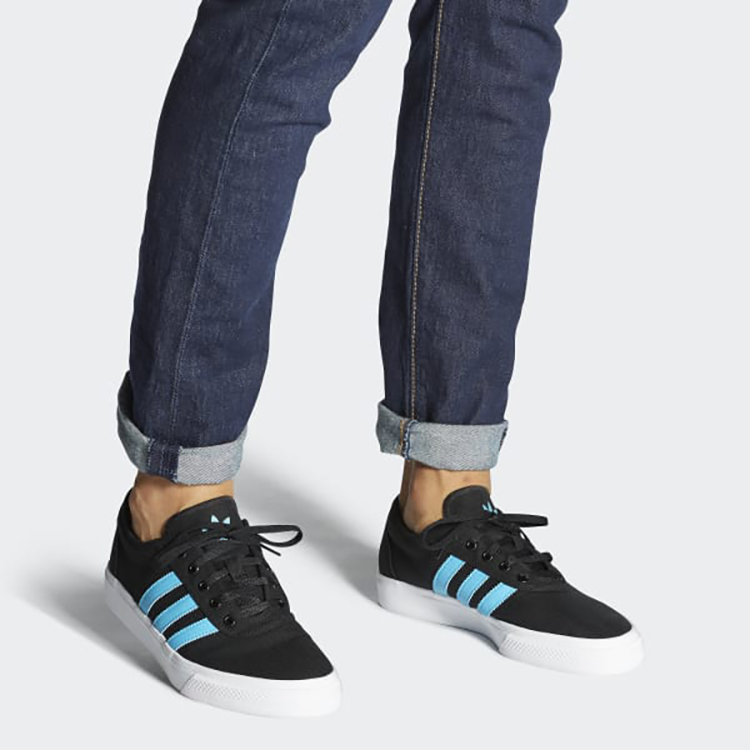 Sizing adidas 经典款 Adiease 黑蓝