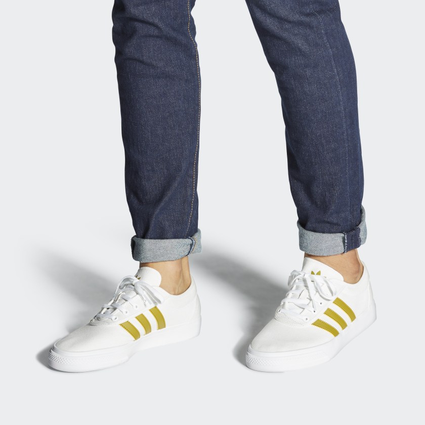 Sizing adidas originals Adi-Ease 'Putih Emas' FV1037