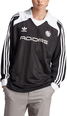 阿迪达斯 originals ADILENIUM 宽松复古V领足球衫 黑色 男款. IW3642 Lookbook 阿迪达斯 originals ADILENIUM 宽松复古V领足球衫 黑色 男款. IW3642