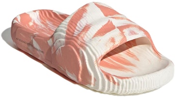 adidas originals Adilette 22 舒適 一字拖鞋 男款 白粉 Lookbook adidas originals Adilette 22 舒適 一字拖鞋 男款 白粉