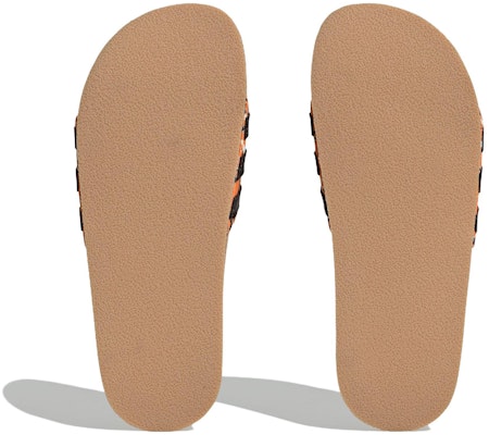 アディダス Adilette ブライトオレンジ (黒ガム) IE7750 Purchase アディダス Adilette ブライトオレンジ (黒ガム) IE7750