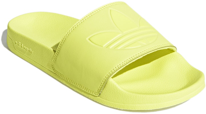 adidas originals Adilette Lite Lightweight Cozy Sports Slippers Yellow GX8889 Lookbook adidas originals Adilette Lite Lightweight Cozy Sports Slippers Yellow GX8889