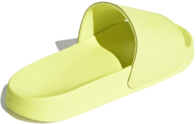 adidas originals Adilette Lite Lightweight Cozy Sports Slippers Yellow GX8889 Shop adidas originals Adilette Lite Lightweight Cozy Sports Slippers Yellow GX8889