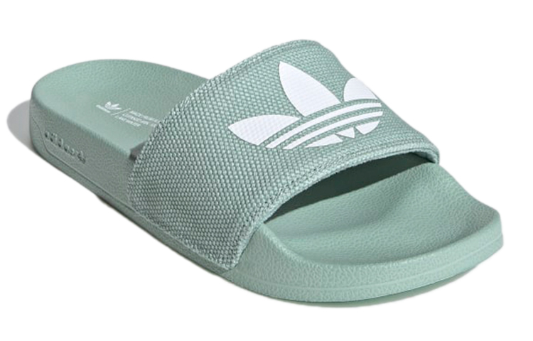 Lookbook adidas originals Adilette Lite Claquettes Cyan FX5927