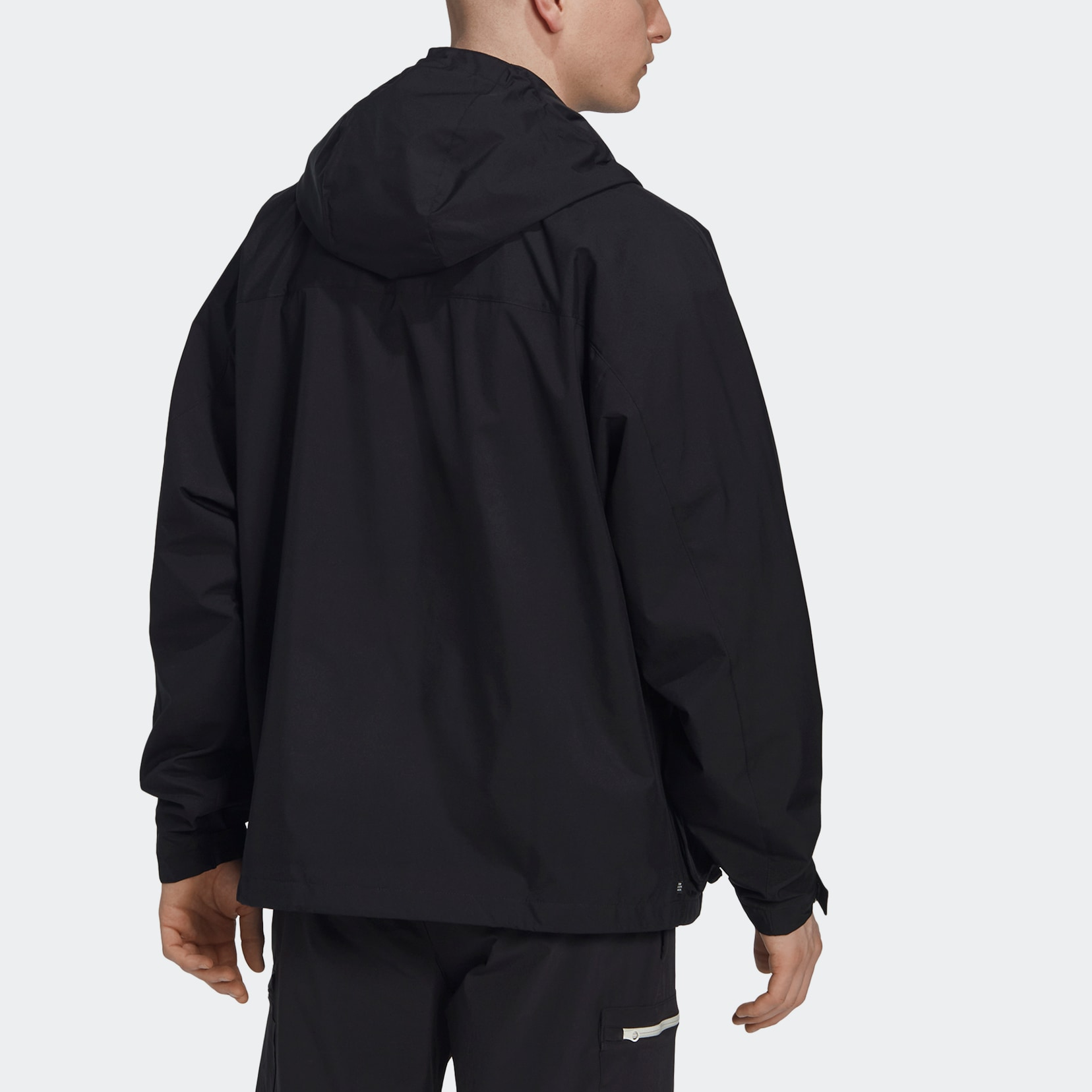 Shop adidas Originals Adventure 黑色印花連帽戶外多功能外套 男款 HK4996