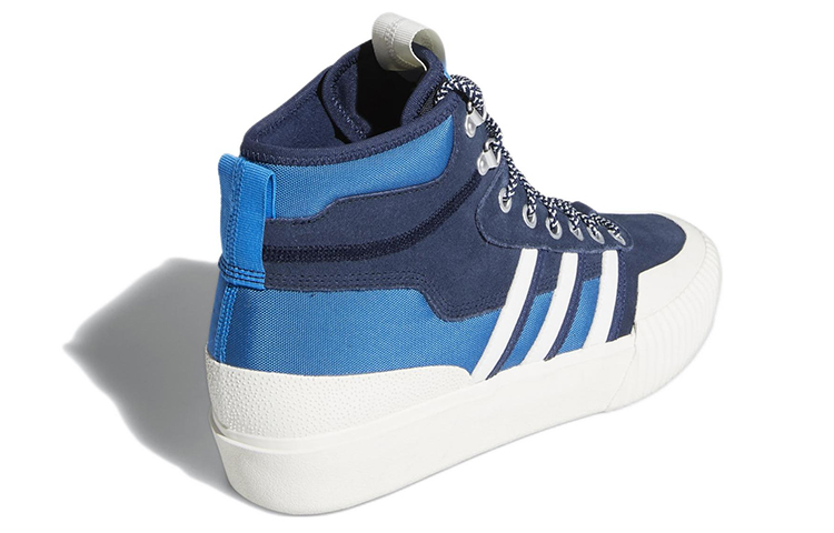 Shop adidas originals Akando Atr 舒適耐磨板鞋 藍