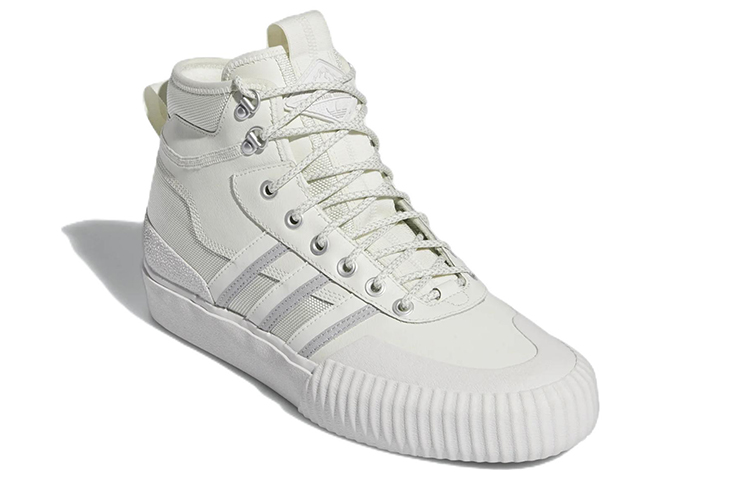 Lookbook 아디다스 오리지널 아칸도 ATR '화이트' H01241