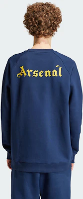 adidas Originals 阿森納基本款海軍藍/黃色圓領套頭衫 IK8715 Shop adidas Originals 阿森納基本款海軍藍/黃色圓領套頭衫 IK8715