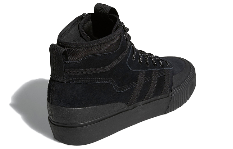 Shop adidas originals Akando Atr 高筒 板鞋 男款 黑