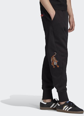 아디다스 오리지널 블랙 트랙 조거 팬츠 GC8693 Details for 아디다스 오리지널 블랙 트랙 조거 팬츠 GC8693