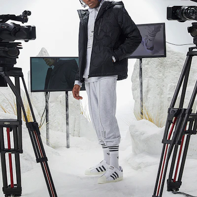 Chaqueta adidas Originals Negra Invierno con Capucha y Cremallera. H13586 Details for Chaqueta adidas Originals Negra Invierno con Capucha y Cremallera. H13586