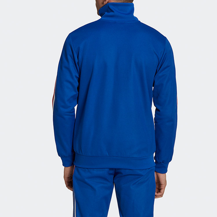 Shop 阿迪达斯三叶草蓝色条纹刺绣标志拉链夹克 HK7406