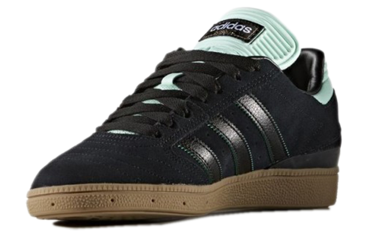 Lookbook 阿迪达斯三叶草 Busenitz Pro '黑色' F37867