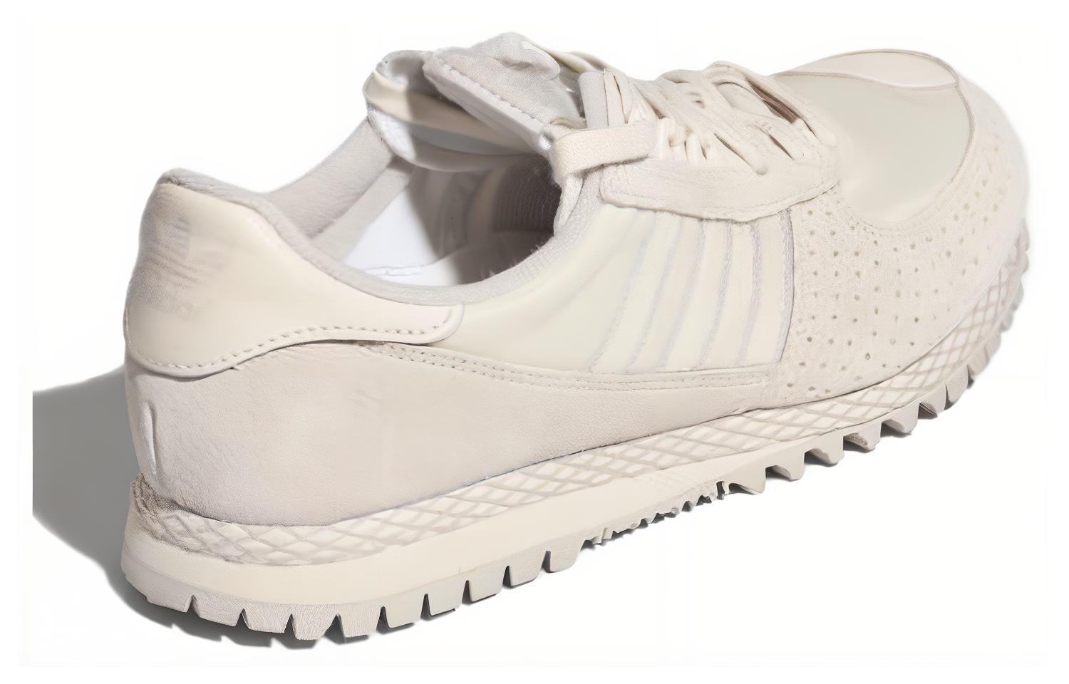 Shop アディダス シティマラソンPT クリームホワイト HQ7073