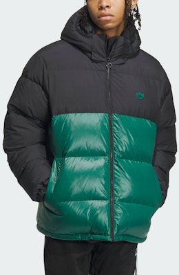 阿迪达斯原创拼色羽绒服连帽冬季外套. IU4777 Lookbook 阿迪达斯原创拼色羽绒服连帽冬季外套. IU4777