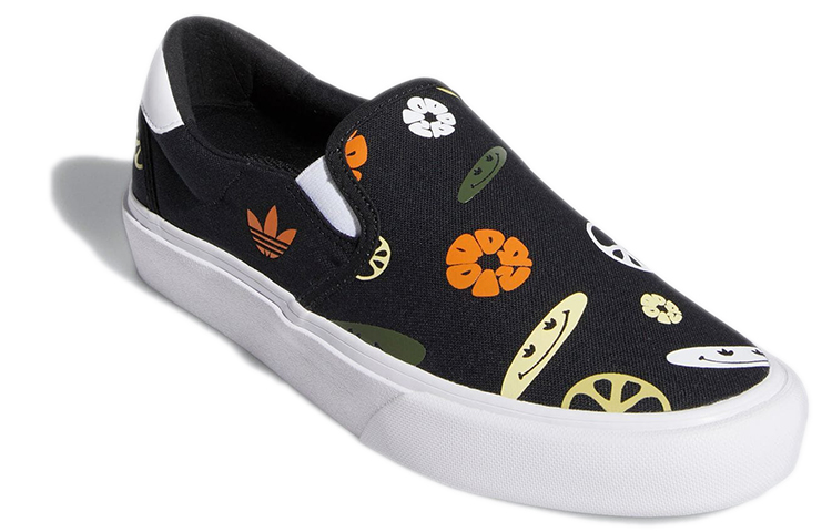 Lookbook adidas Originals Court Rallye Slip ''Schwarzes Smiley-Gesicht'' GV7192