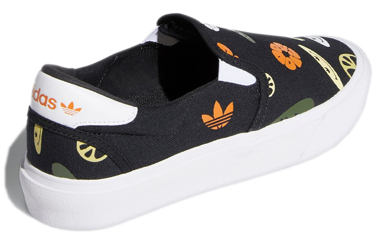 Shop adidas Originals Court Rallye Slip ''Schwarzes Smiley-Gesicht'' GV7192