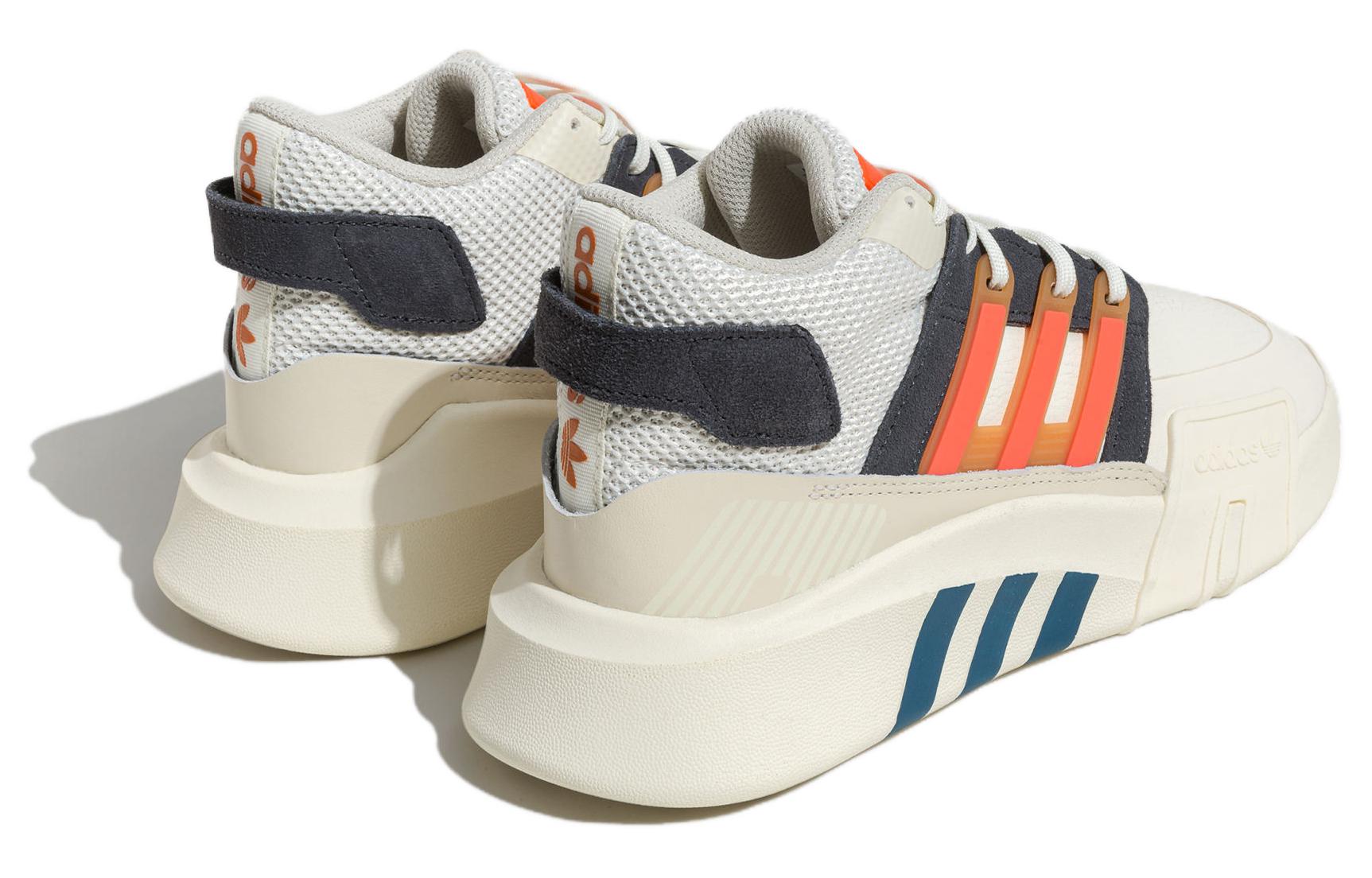 Shop 阿迪达斯 Originals EQT "白色" ID4071