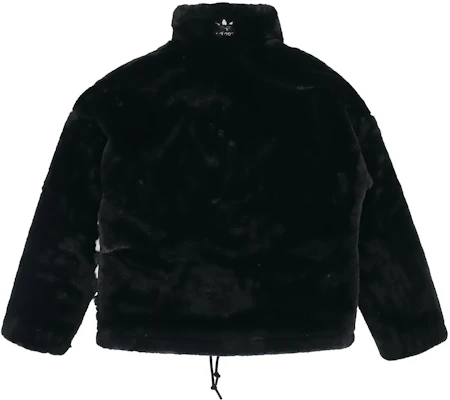 아디다스 오리지널스 페이크 퍼 로고 트랙 자켓 블랙 레트로 스타일 HC0323 Lookbook 아디다스 오리지널스 페이크 퍼 로고 트랙 자켓 블랙 레트로 스타일 HC0323