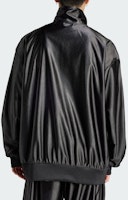 adidas Originals Firebird Full-Zip Track Jacket Hitam IT7449 Lookbook adidas Originals Firebird Full-Zip Track Jacket Hitam IT7449