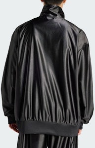 adidas Originals Firebird Full-Zip Track Jacket Hitam IT7449 Lookbook adidas Originals Firebird Full-Zip Track Jacket Hitam IT7449