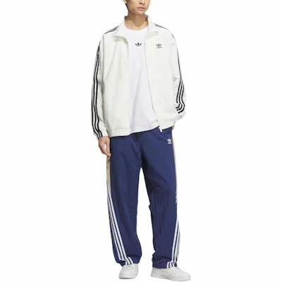 adidas Originals Firebird 白色運動外套 復古標誌條紋款式 KC1455 Shop adidas Originals Firebird 白色運動外套 復古標誌條紋款式 KC1455