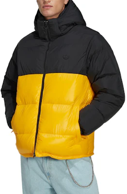 Chaqueta adidas Originals FW22 Down Regen Puffer Negra con Logo Bordado. HL9179 Lookbook Chaqueta adidas Originals FW22 Down Regen Puffer Negra con Logo Bordado. HL9179