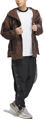 아디다스 오리지널 FW23 트리플 스트라이프 유틸리티 후디 재킷 유니섹스 브라운. IX7080 Cheap 아디다스 오리지널 FW23 트리플 스트라이프 유틸리티 후디 재킷 유니섹스 브라운. IX7080