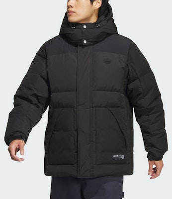 阿迪达斯三叶草FW24黑色标志连帽羽绒夹克 JD3753 Lookbook 阿迪达斯三叶草FW24黑色标志连帽羽绒夹克 JD3753