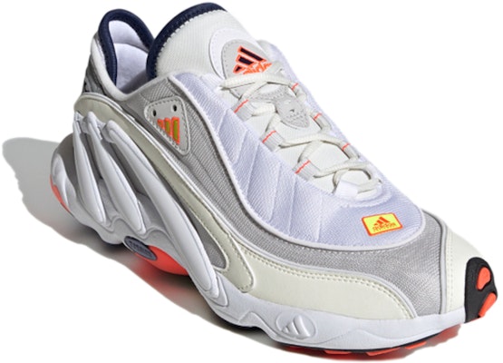 Sepatu Lari Marathon adidas Originals FYW 98 FV0991 Lookbook Sepatu Lari Marathon adidas Originals FYW 98 FV0991