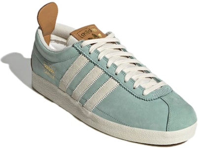 adidas Originals Gazelle Sepatu Skate Kasual Hijau Unisex Anti-Slip Vintage Ringan H02229 Lookbook adidas Originals Gazelle Sepatu Skate Kasual Hijau Unisex Anti-Slip Vintage Ringan H02229