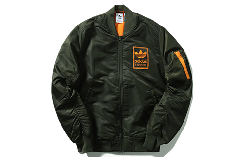 Buy adidas Originals 綠色圖案飛行夾克外套 DN8054