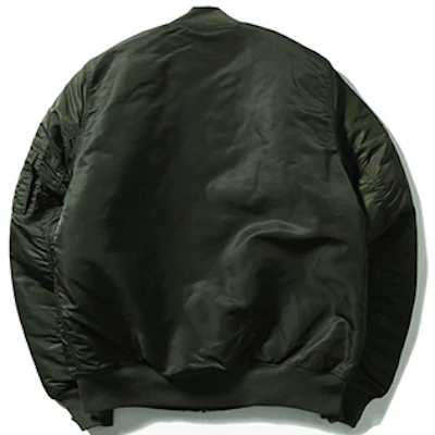 adidas Originals 綠色圖案飛行夾克外套 DN8054 Lookbook adidas Originals 綠色圖案飛行夾克外套 DN8054