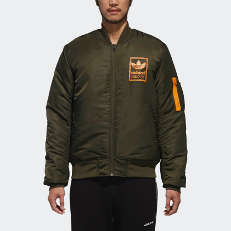 Shop adidas Originals 綠色圖案飛行夾克外套 DN8054