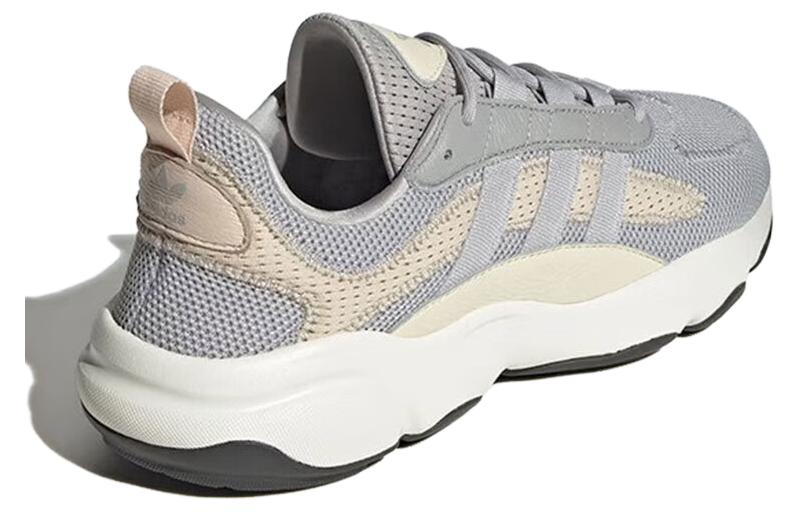 Shop adidas originals Haiwee 減震耐磨低幫生活休閒鞋 男女同款 灰色