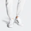 Sizing adidas originals Hardcourt Low 低幫 板鞋 男女同款 白黑
