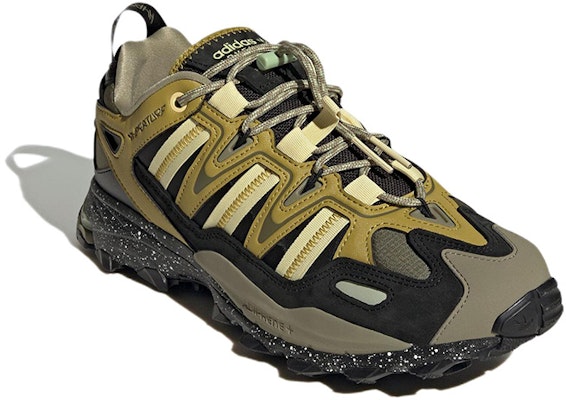 adidas Originals Hyperturf 'Yellow Black' HQ3978 Lookbook adidas Originals Hyperturf 'Yellow Black' HQ3978