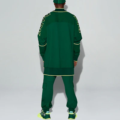 adidas Originals IVP 休閒軍綠運動上衣 男女適用 大學風套頭衫 GU4004 Sizing adidas Originals IVP 休閒軍綠運動上衣 男女適用 大學風套頭衫 GU4004
