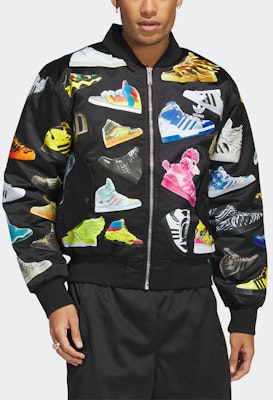 adidas Originals Jeremy Scott 男裝黑色復刻外套及鞋款聯名款式。 IA0098 Shop adidas Originals Jeremy Scott 男裝黑色復刻外套及鞋款聯名款式。 IA0098