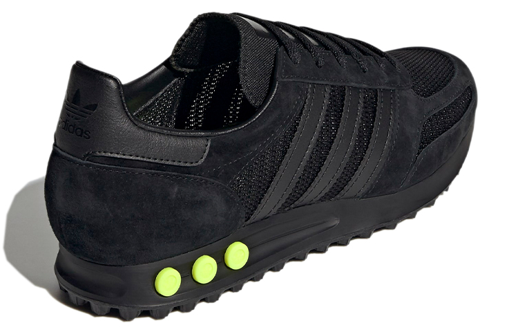 Shop adidas Originals LA Trainer ''Schwarz Gelb'' G58097