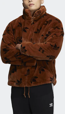 adidas Originals 標誌刷毛外套 棕色 男女冬季時尚款 HI4657 Lookbook adidas Originals 標誌刷毛外套 棕色 男女冬季時尚款 HI4657