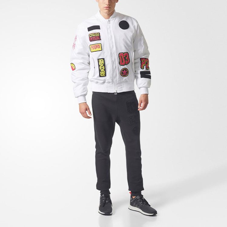 Shop 阿迪达斯三叶草标志白色加厚飞行夹克 时尚外套 BR7149