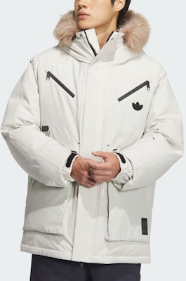 阿迪达斯经典标志条纹复古宽松羽绒服棕色男款. JD3756 Lookbook 阿迪达斯经典标志条纹复古宽松羽绒服棕色男款. JD3756