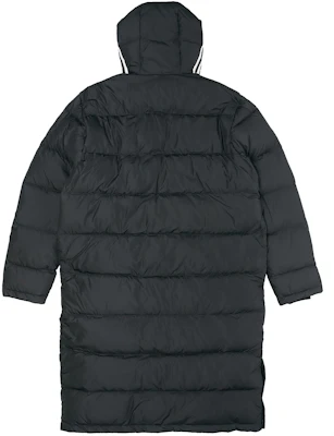 adidas Originals黑色長版羽絨外套側邊三條紋冬季設計 HI4658 Lookbook adidas Originals黑色長版羽絨外套側邊三條紋冬季設計 HI4658