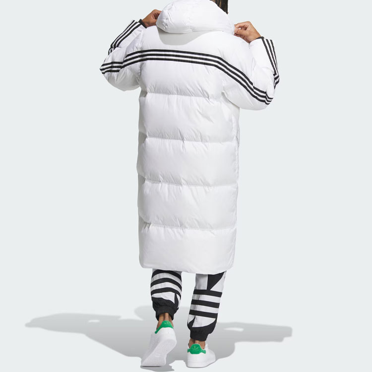Shop 아디다스 오리지널 롱 다운 재킷 FW23 화이트 클래식 스트라이프 코트. IU4832
