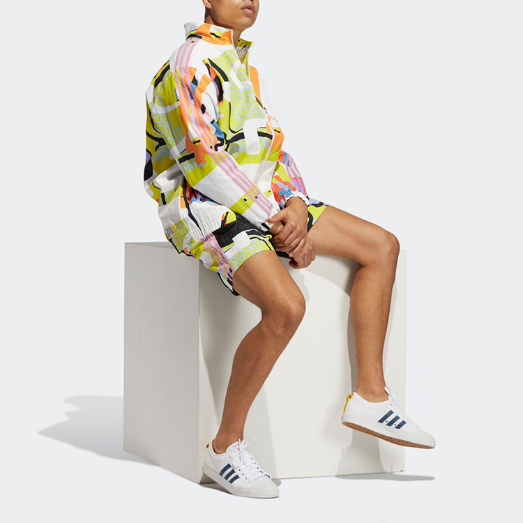 Purchase 아디다스 오리지널스 러브 유나이트 그래피티 레트로 트랙 자켓 유니섹스 플로럴 디자인 H43971