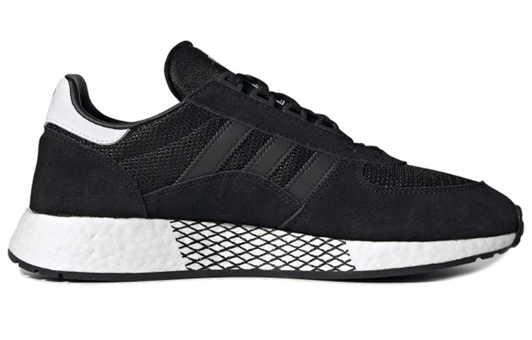 Order adidas Originals Marathon Tech ''Schwarz Weiß'' EE4924